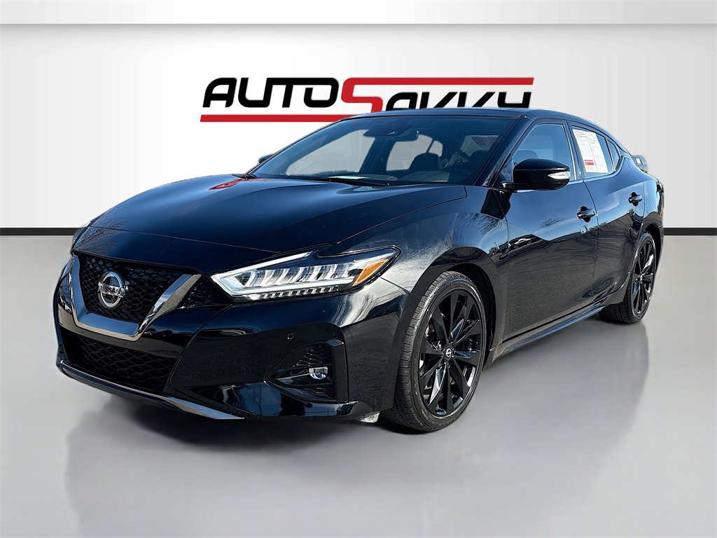 Used 2023 Nissan Maxima SR w/ Sport Mat Group image 3