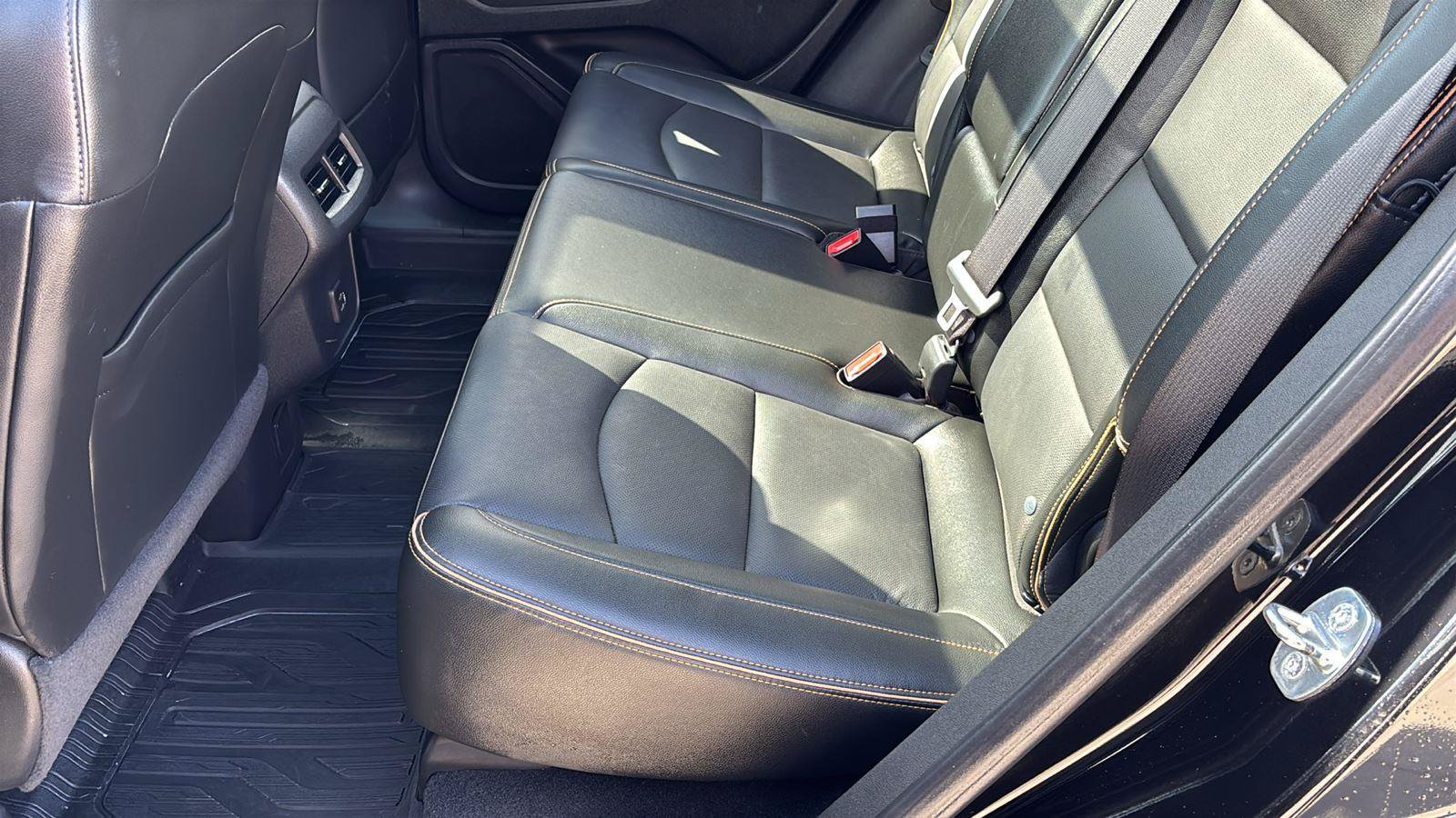 Certified 2023 GMC Terrain AT4 w/ LPO, Floor Liner Package AWD/4WD image 18