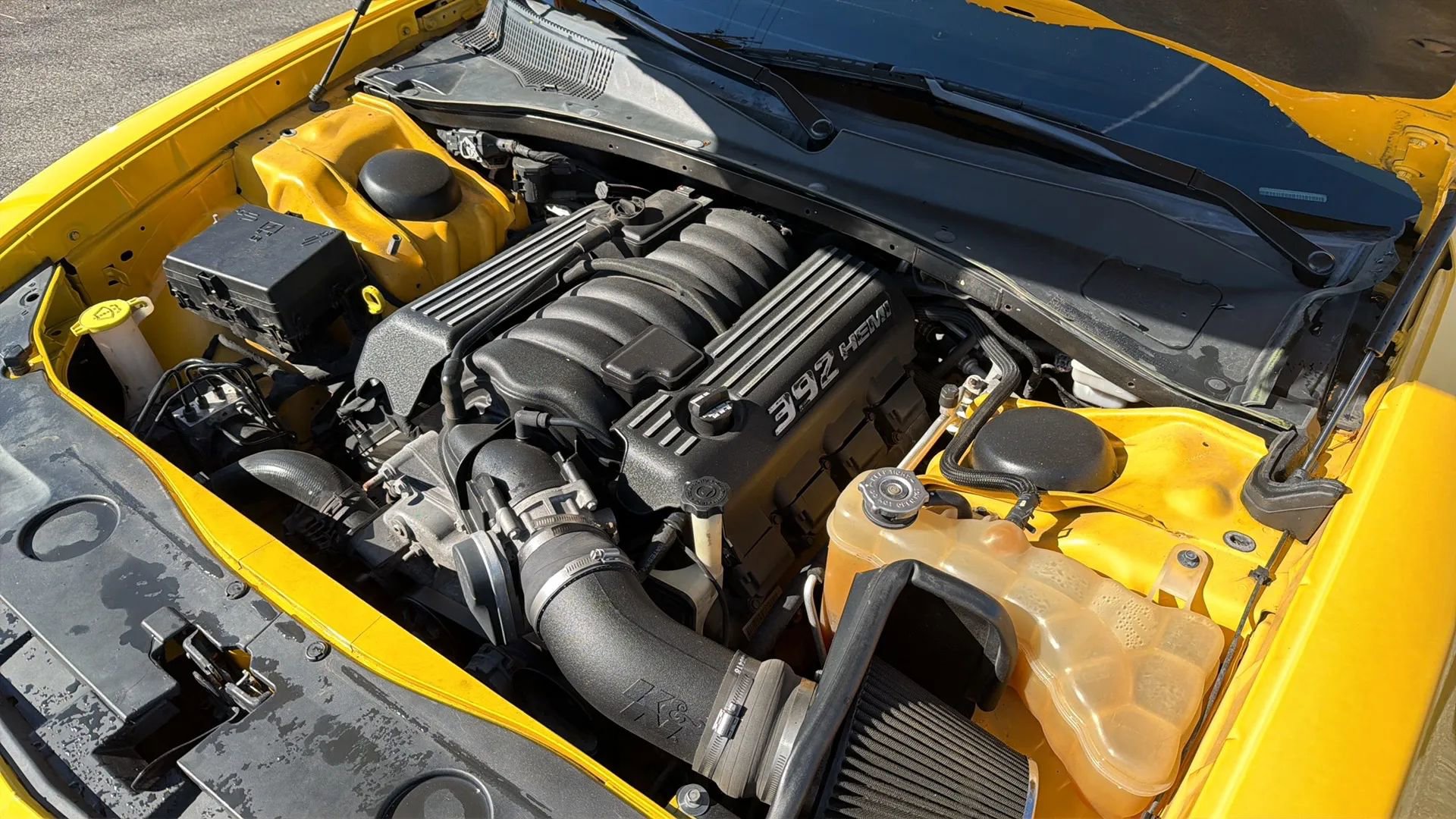 Used 2012 Dodge Charger SRT8 Super Bee w/ Driver Convenience Group II RWD image 12