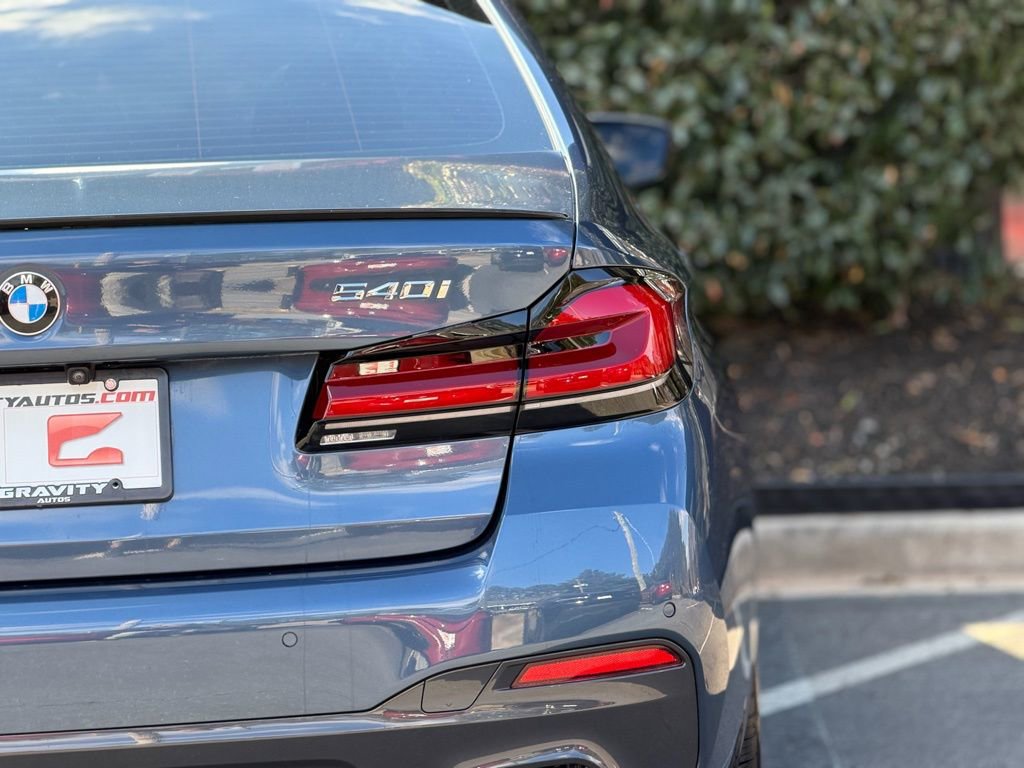 Used 2023 BMW 540i xDrive w/ M Sport Package image 16