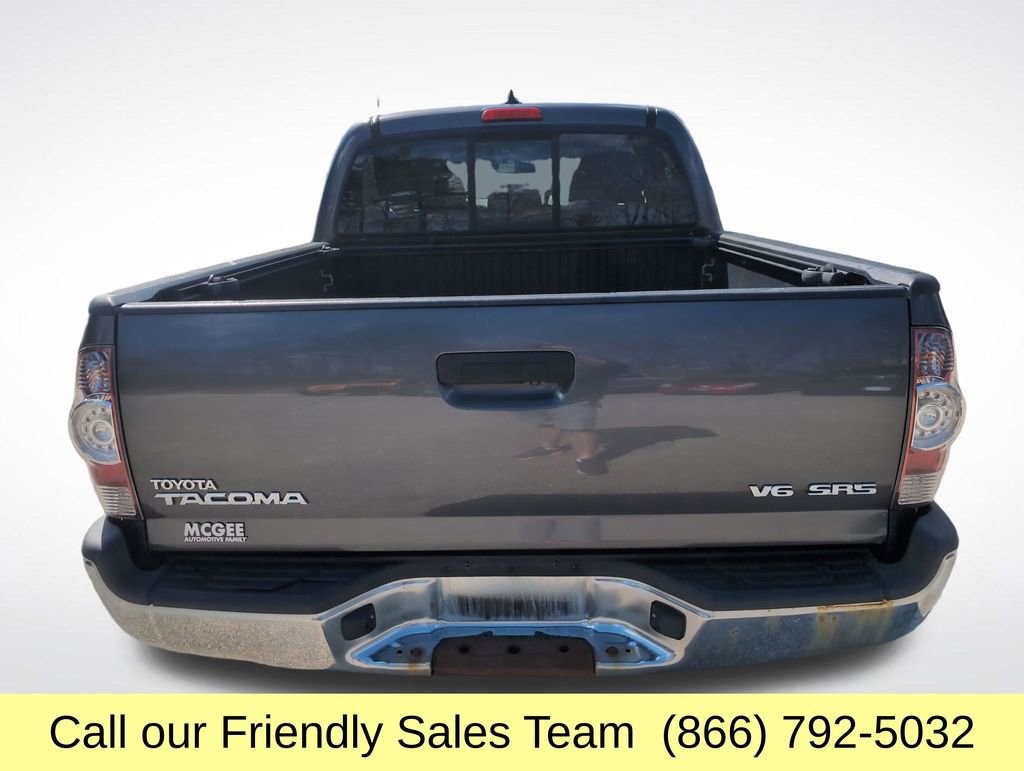 Used 2015 Toyota Tacoma 4x4 Double Cab w/ SR5 Package image 5