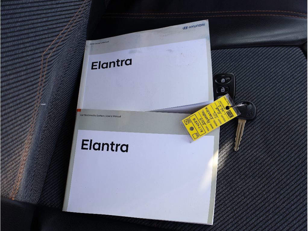 Used 2019 Hyundai Elantra SEL FWD image 30