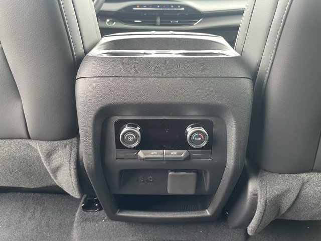 New 2025 Buick Enclave Preferred w/ Power Package image 23