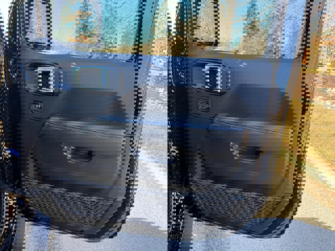 Used 2024 Jeep Wrangler Unlimited Rubicon 392 image 39