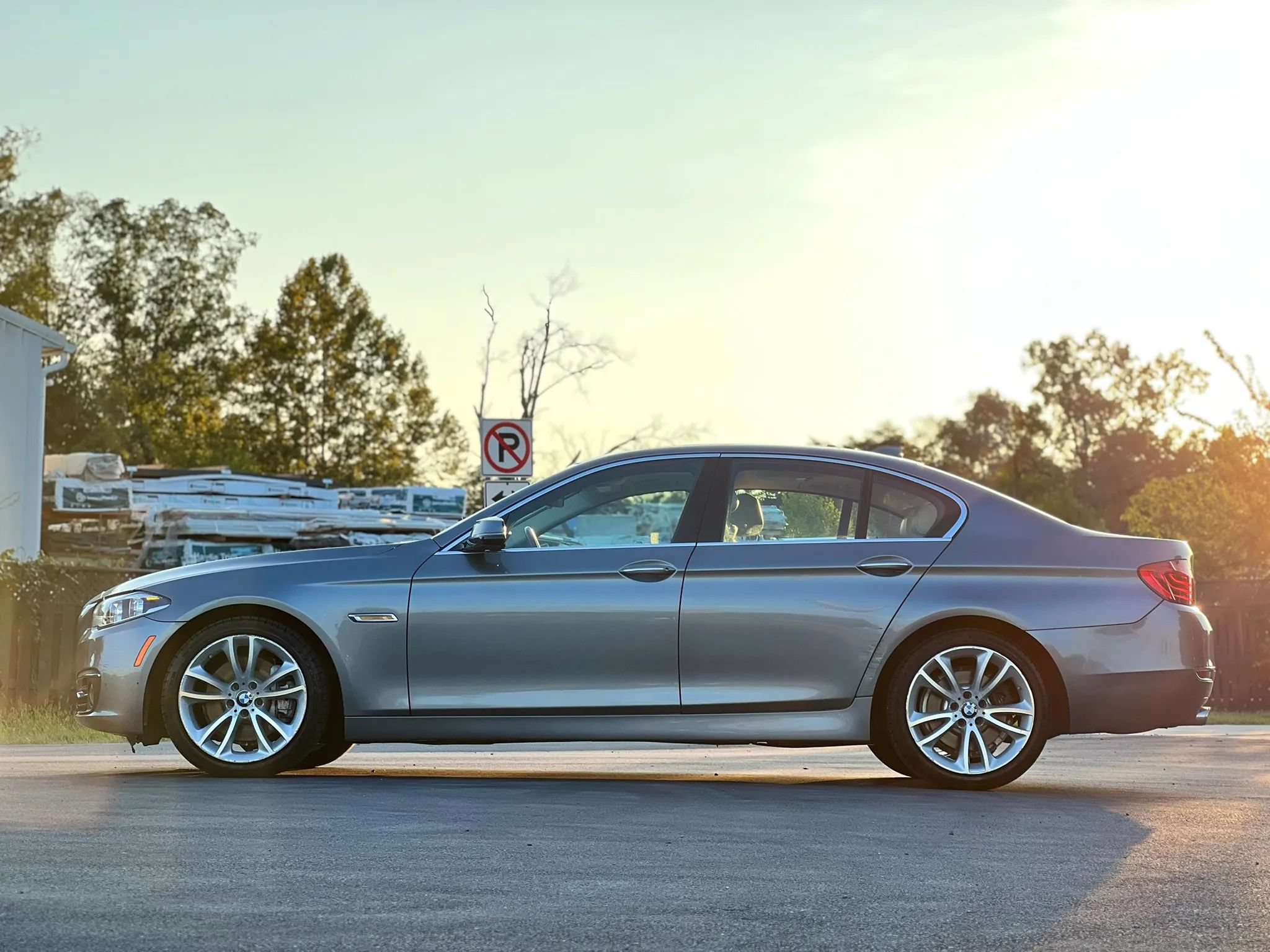 Used 2014 BMW 535d xDrive AWD/4WD image 2