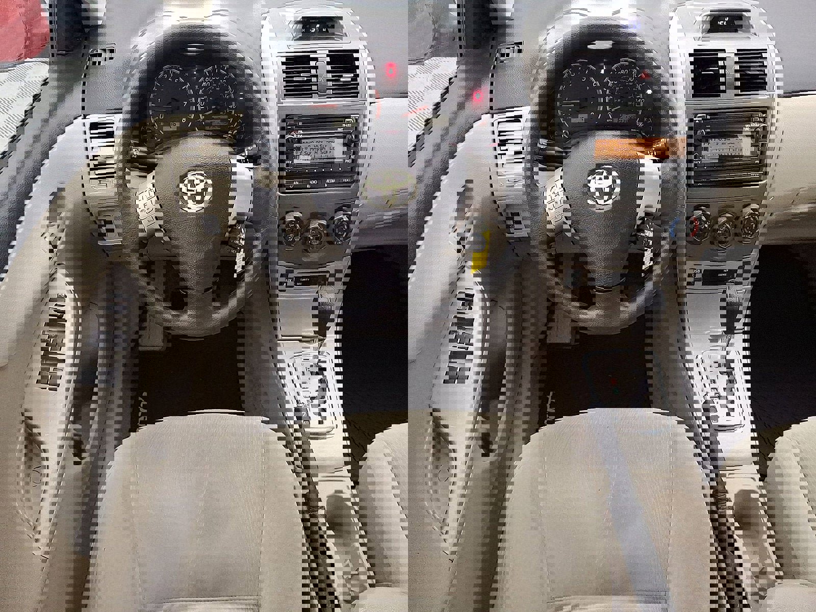 Used 2012 Toyota Corolla LE image 18