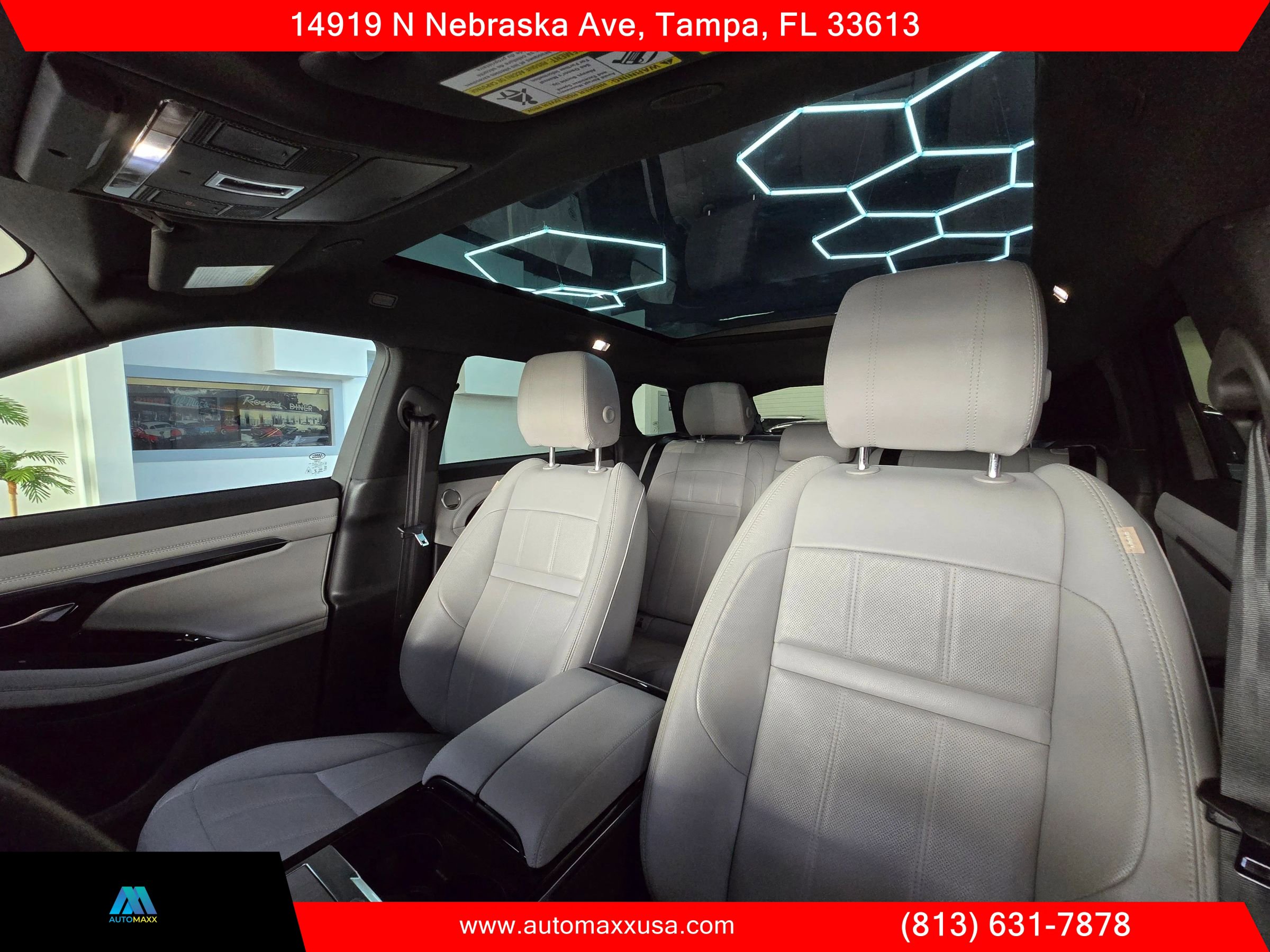 Used 2021 Land Rover Range Rover Evoque SE AWD/4WD image 29