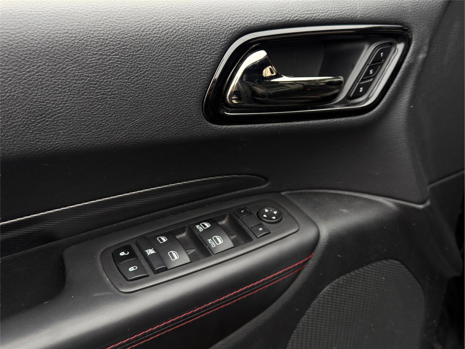 Used 2024 Dodge Durango GT image 8