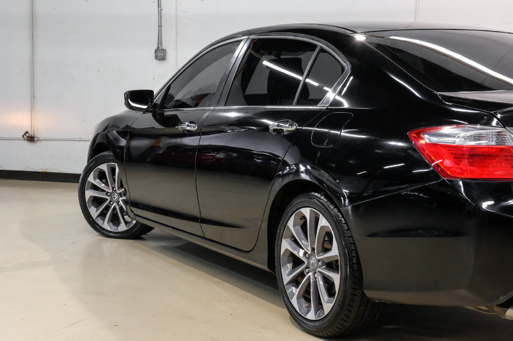 Used 2014 Honda Accord Sport image 12