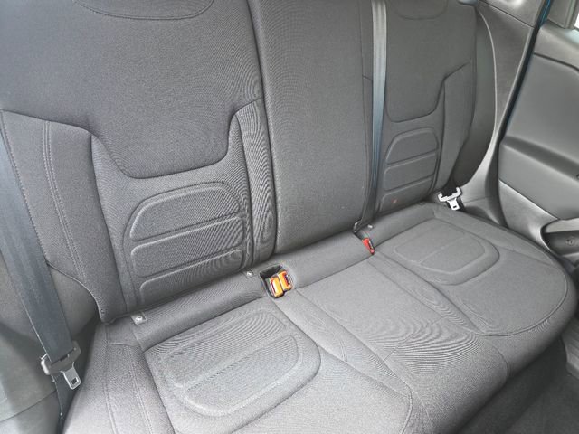 Used 2022 Jeep Renegade Latitude AWD/4WD image 20