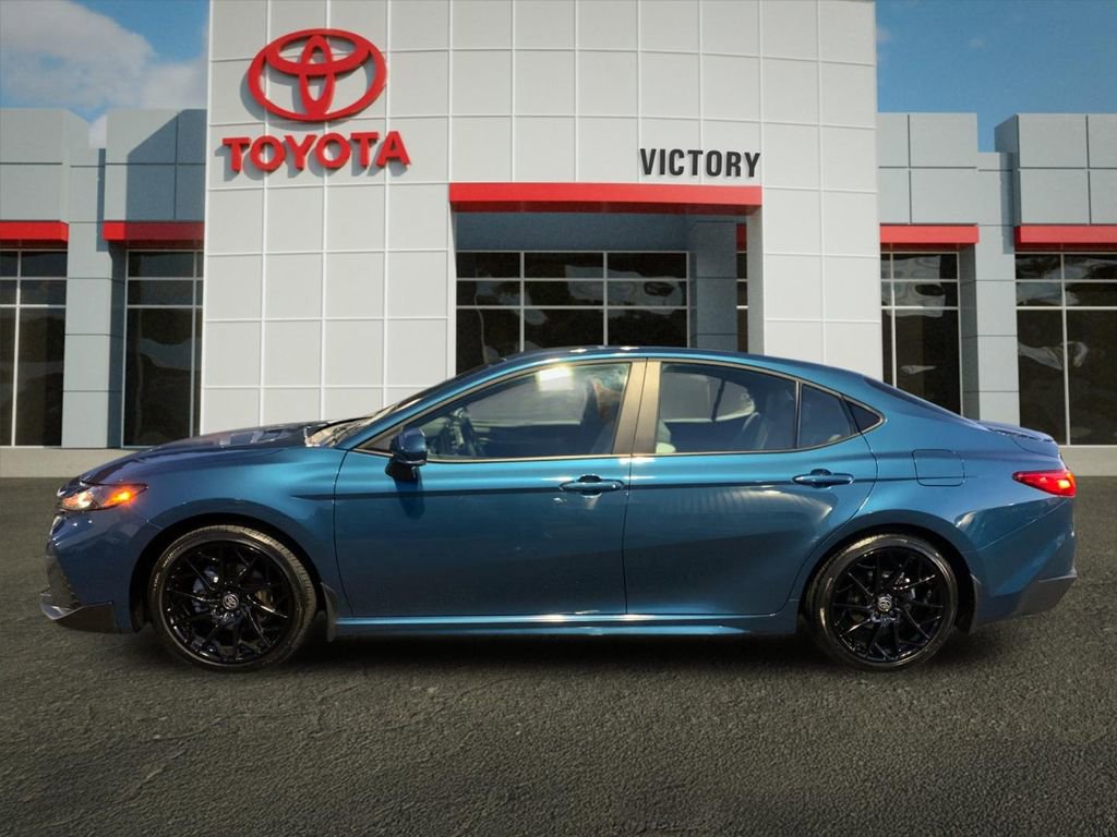 New 2026 Toyota Camry SE image 6