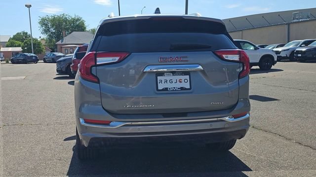 Used 2023 GMC Terrain Denali AWD/4WD image 8