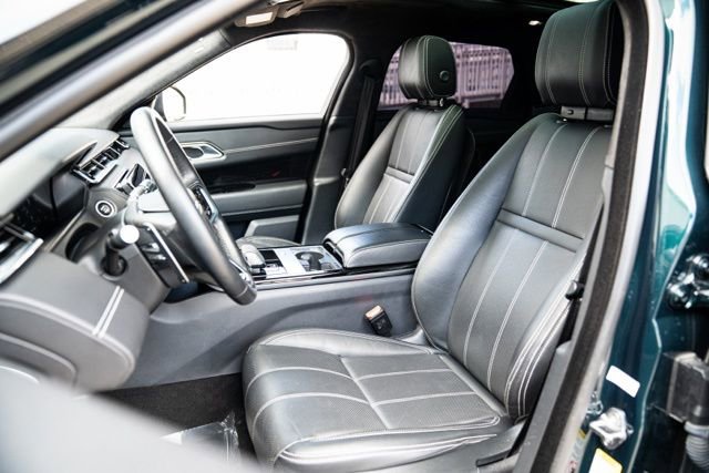 Used 2021 Land Rover Range Rover Velar R-Dynamic S image 38