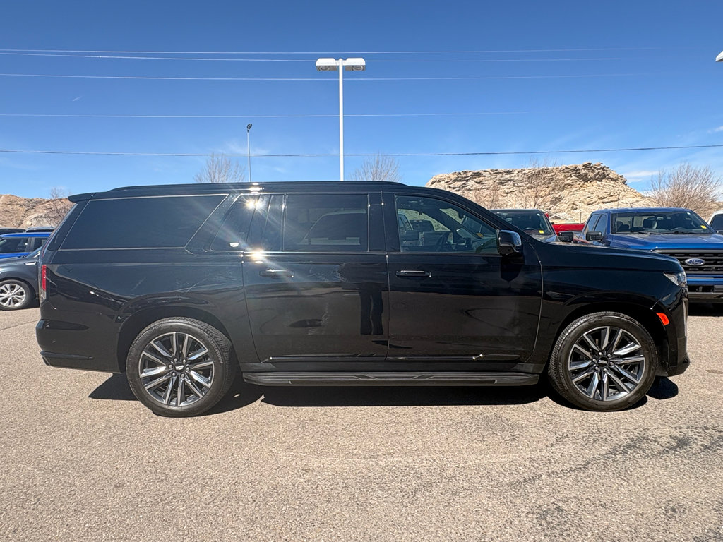 Used 2021 Cadillac Escalade ESV Sport w/ Driver Assist Tech Package AWD/4WD image 6