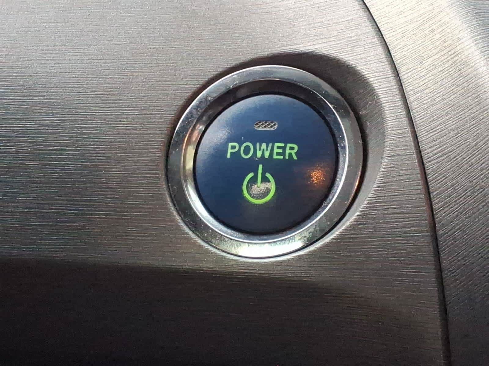 Used 2015 Toyota Prius Three FWD image 23
