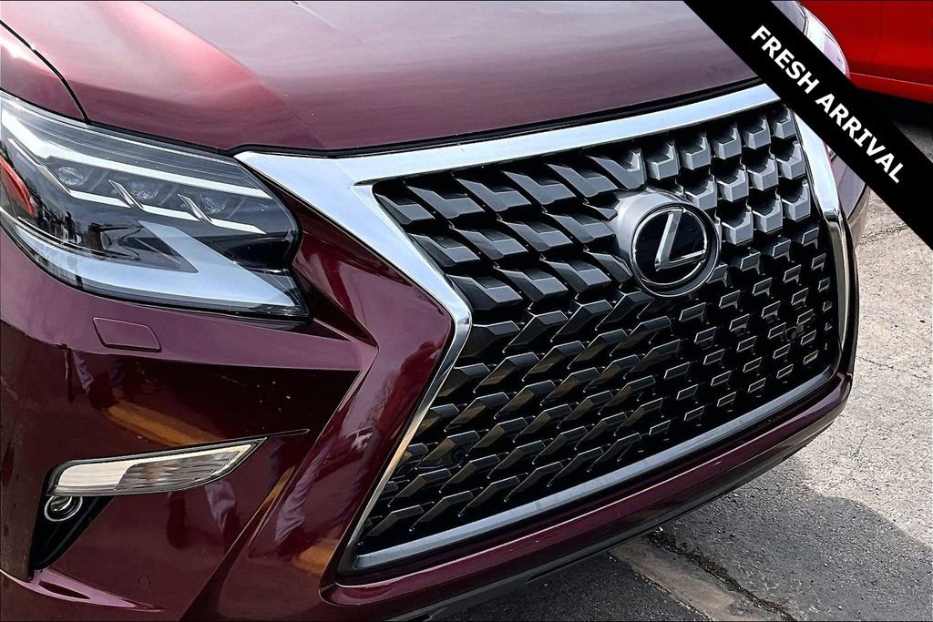 Used 2020 Lexus GX 460 Premium w/ Premium Package image 32