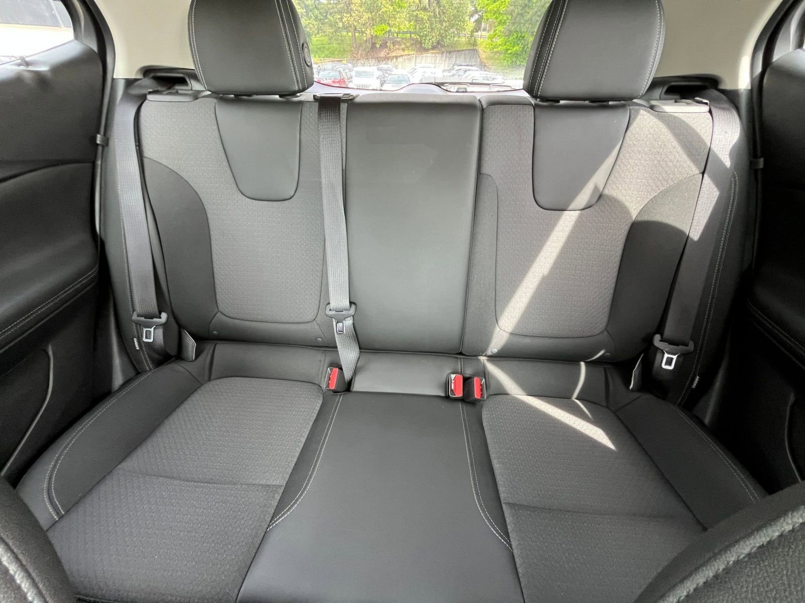 Used 2025 Buick Encore GX Preferred FWD image 39