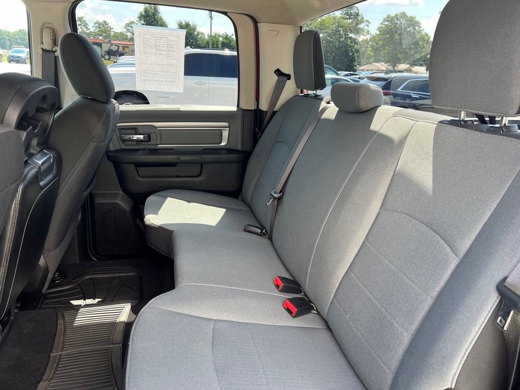 Used 2022 RAM 1500 Classic SLT AWD/4WD image 12