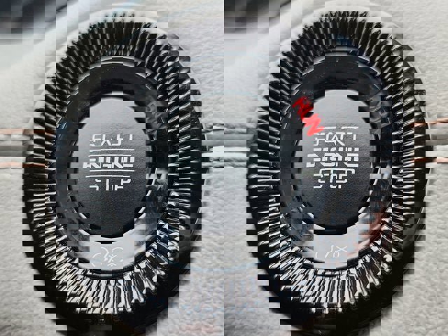 Used 2025 Jeep Compass Limited image 25