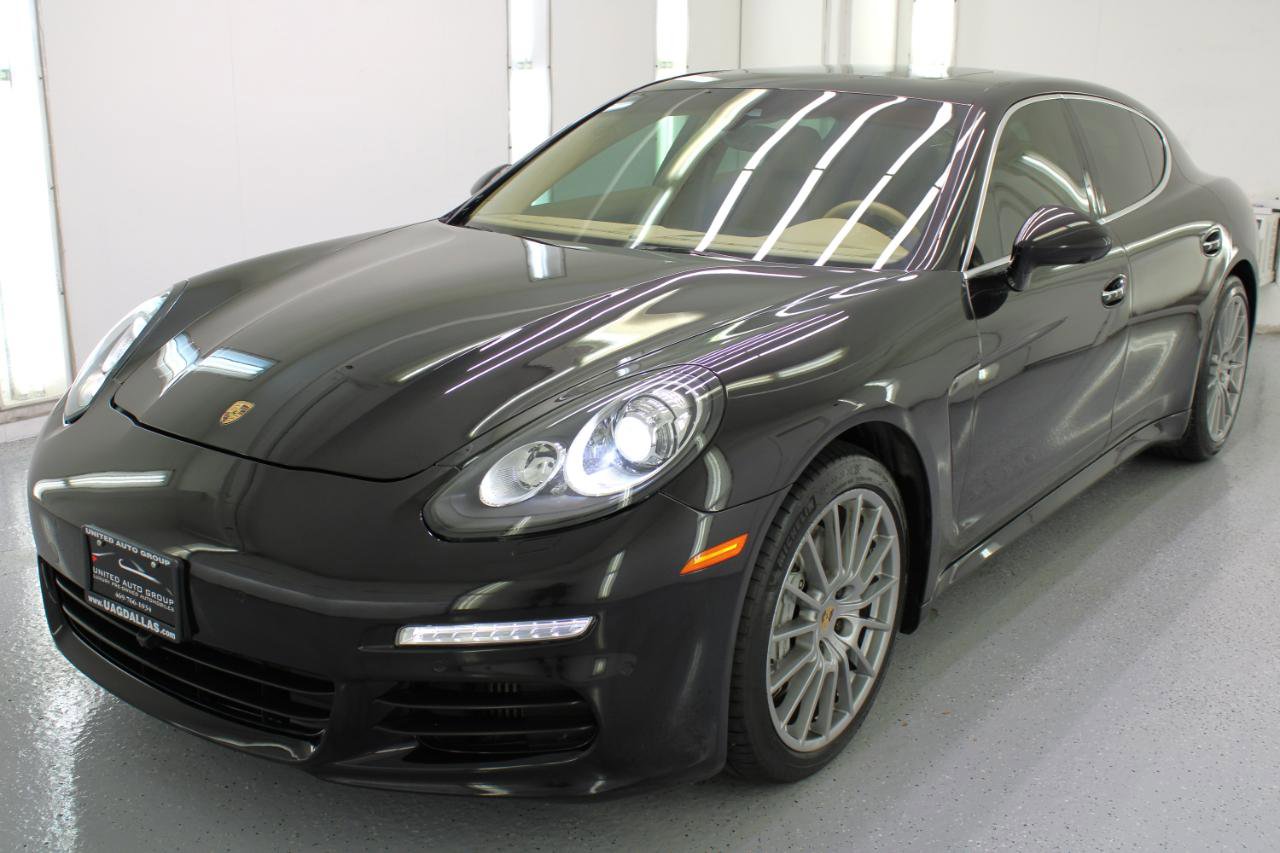Used 2014 Porsche Panamera S image 4
