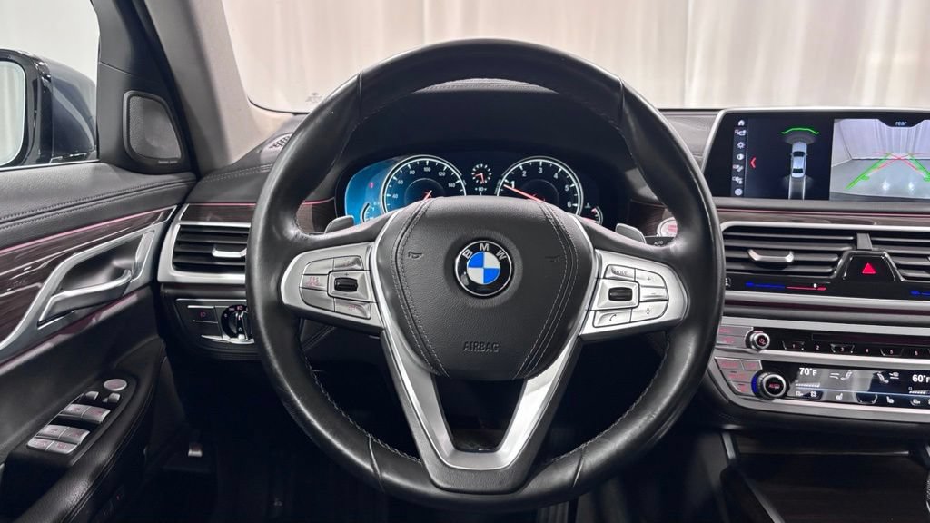 Used 2018 BMW 740i xDrive AWD/4WD image 13