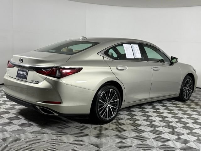 Used 2025 Lexus ES 350 w/ Premium Package FWD image 9