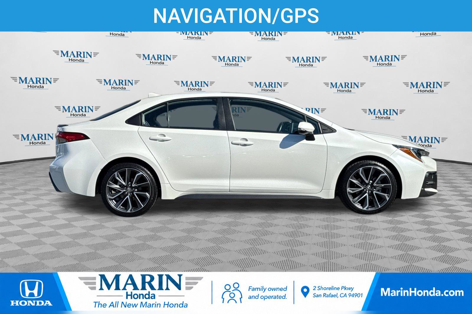Used 2020 Toyota Corolla XSE FWD image 2