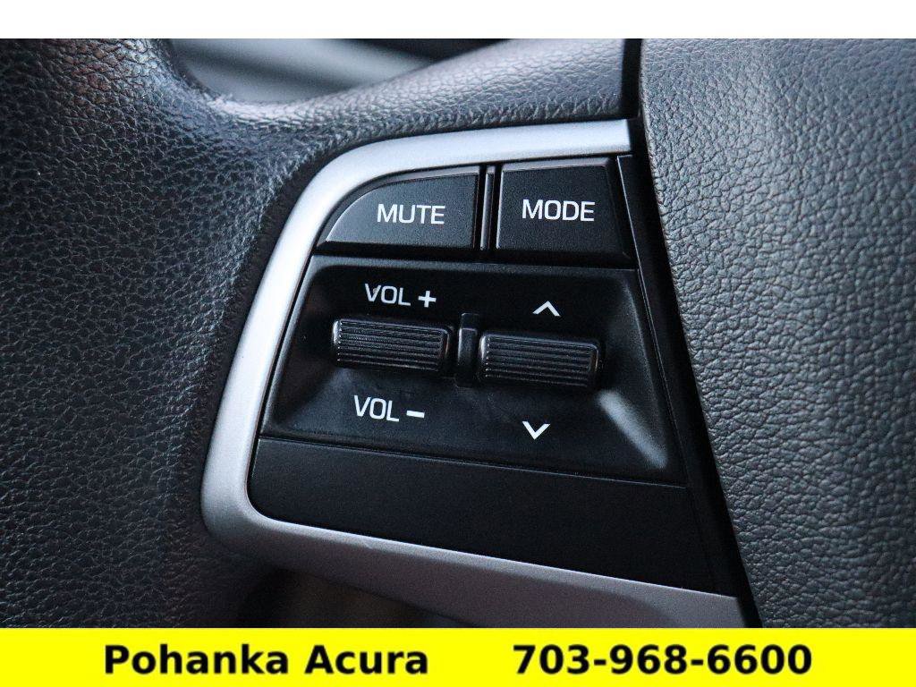 Used 2017 Hyundai Elantra SE image 13