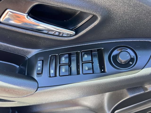 Used 2021 Chevrolet Trax LS AWD/4WD image 17