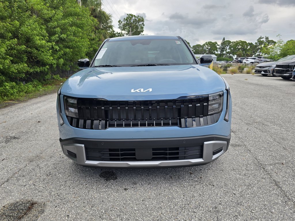 New 2027 Kia Seltos S FWD image 3