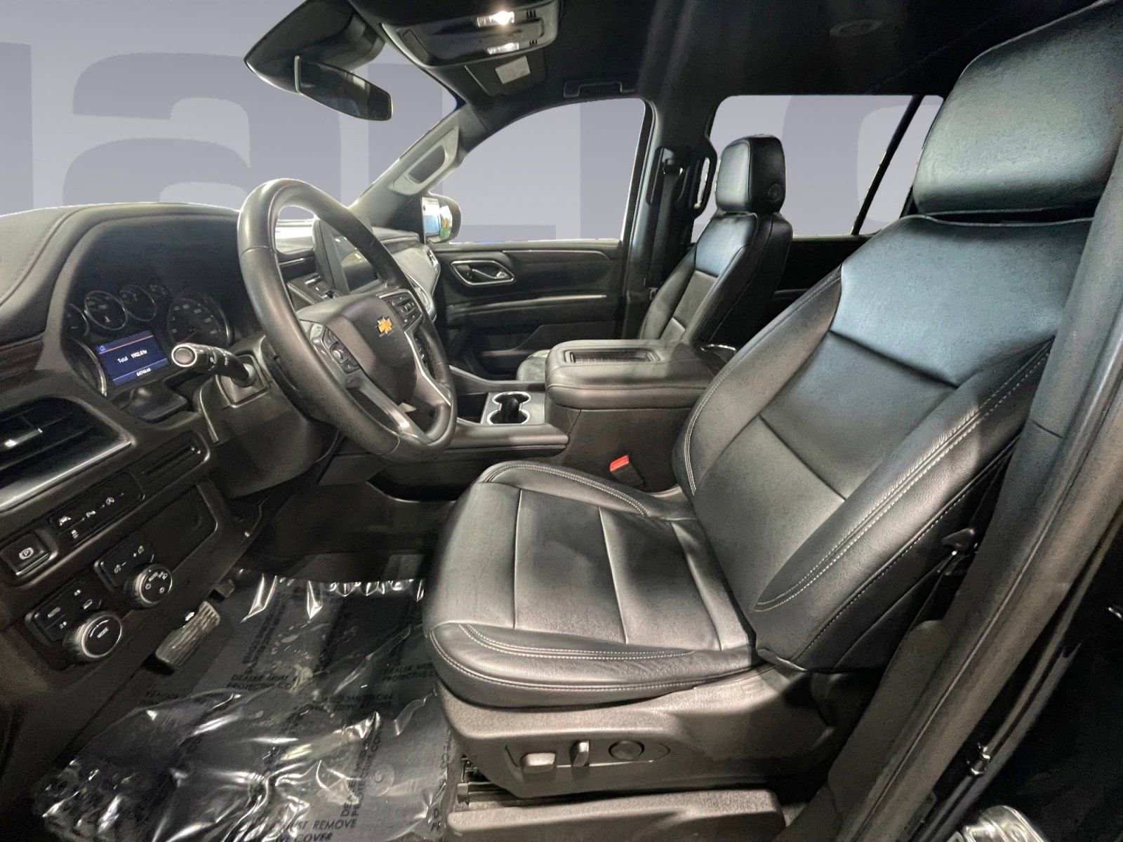 Used 2023 Chevrolet Suburban LS w/ Driver Alert Package image 10