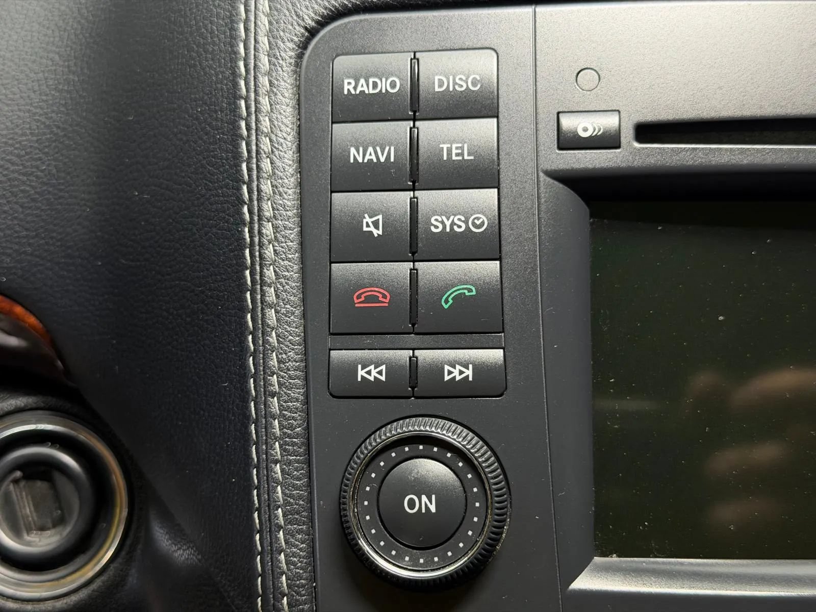 Used 2012 Mercedes-Benz GL 450 4MATIC w/ Premium 1 Pkg image 38