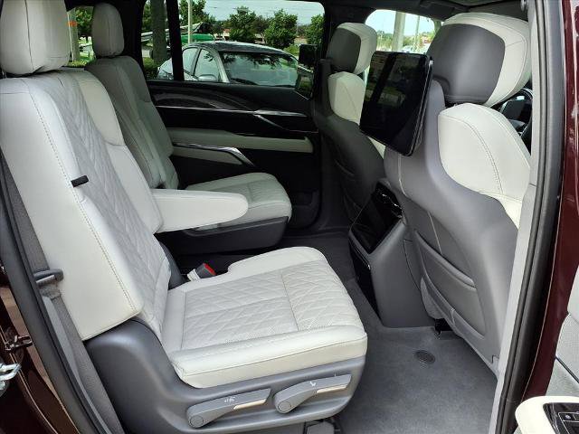 New 2026 Cadillac Escalade IQ Luxury 1 w/ LPO, Floor Liner Package image 10