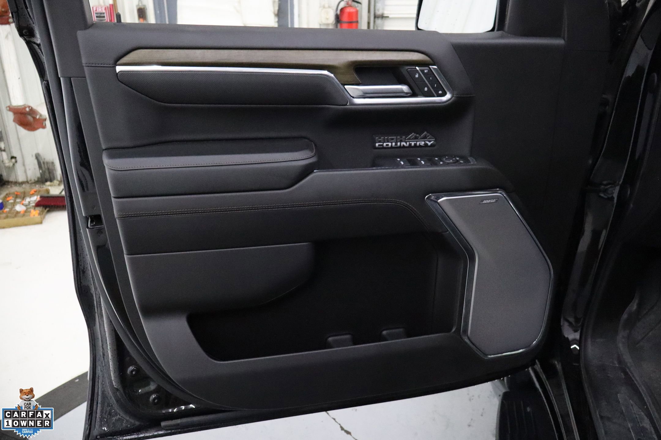 Used 2023 Chevrolet Silverado 1500 High Country image 11