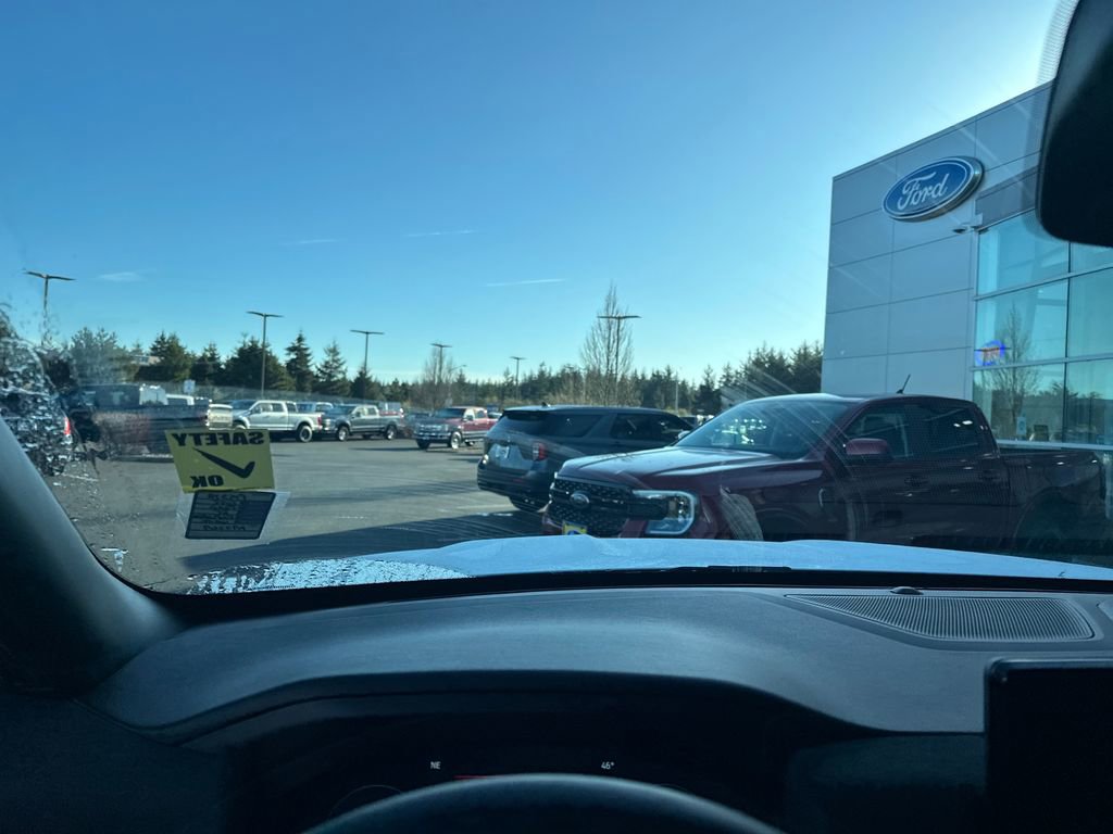 Used 2025 Ford Explorer ST AWD/4WD image 13