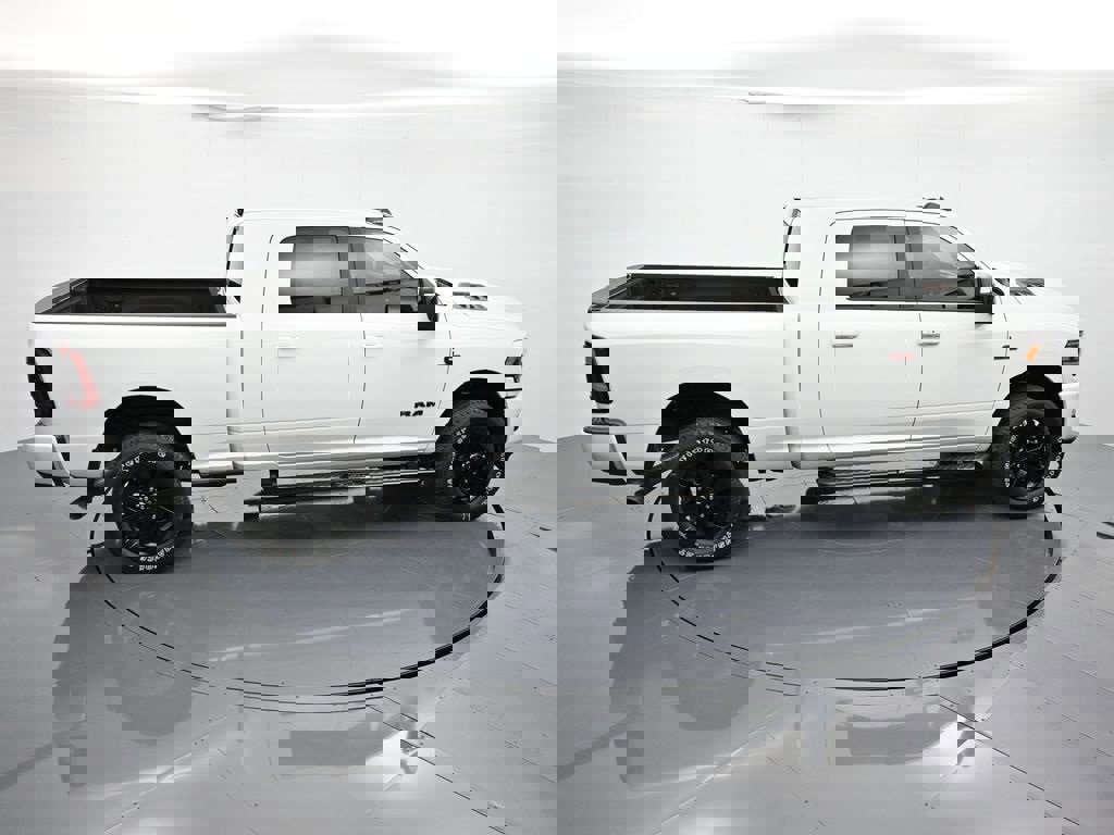 New 2024 RAM 2500 Laramie w/ Night Edition image 33