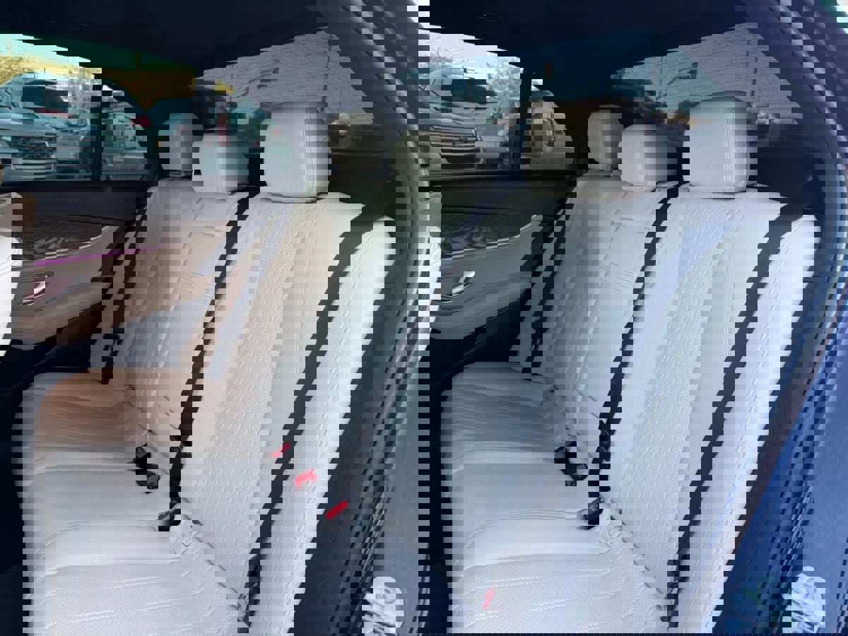 Used 2018 Mercedes-Benz E 300 image 45