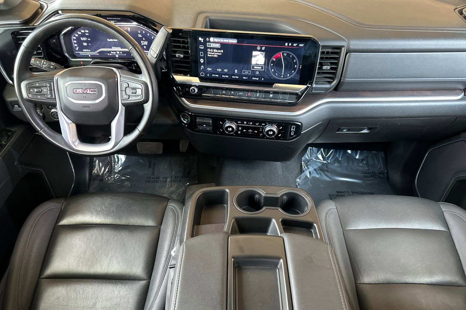 Used 2025 GMC Sierra 1500 SLT RWD image 14