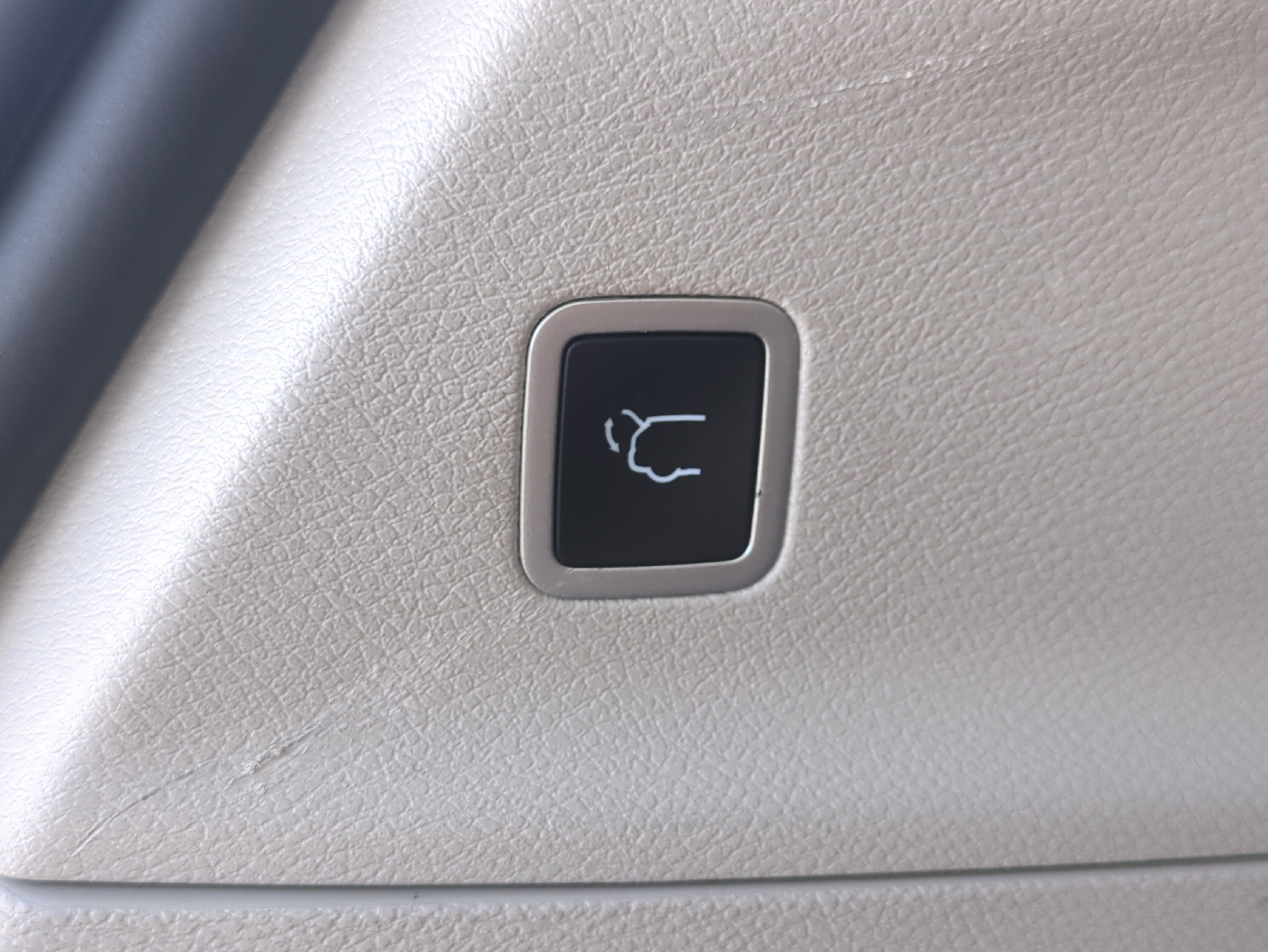 Certified 2024 Chrysler Pacifica Select image 14