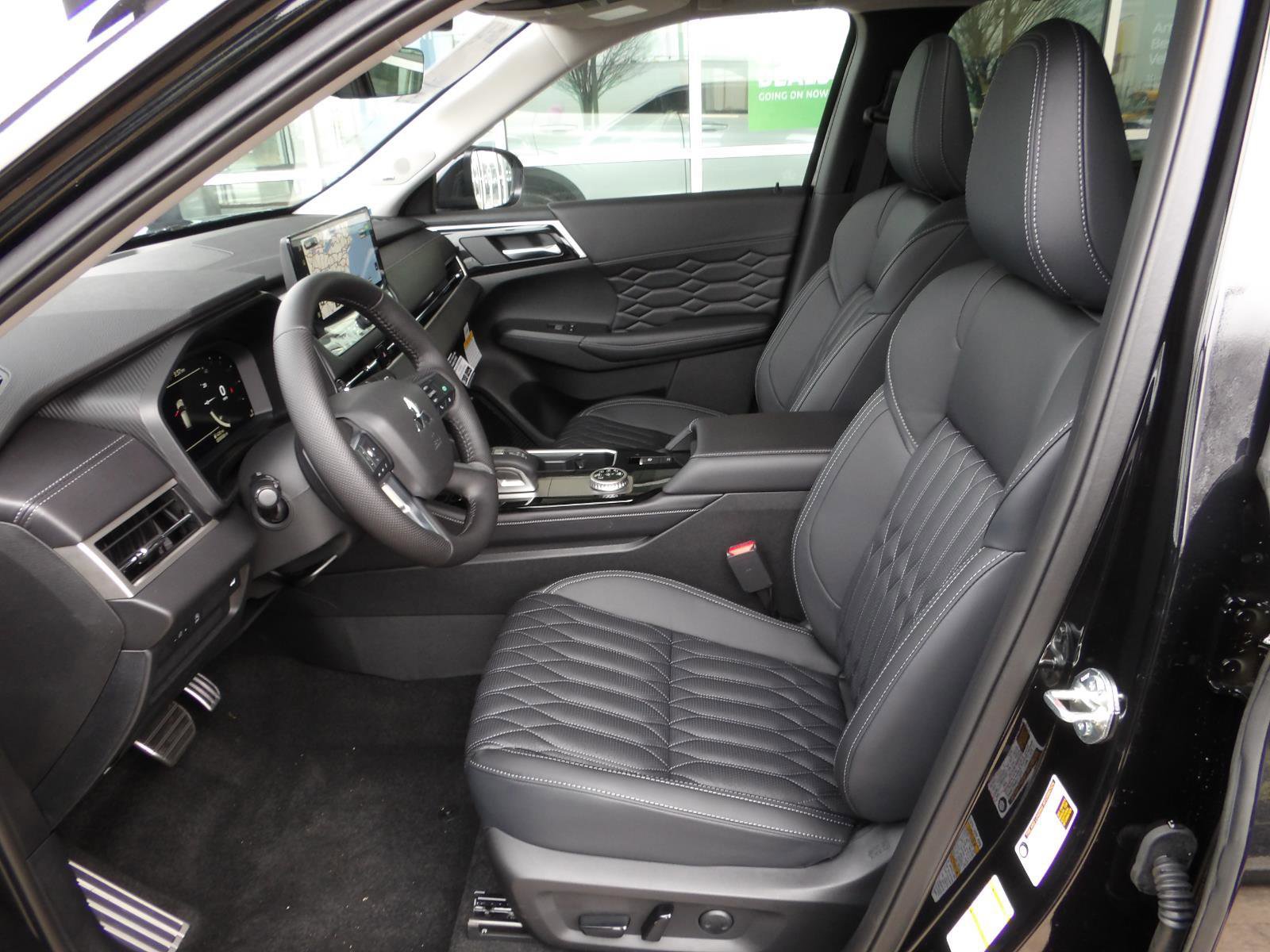 New 2026 Mitsubishi Outlander SEL AWD/4WD image 15