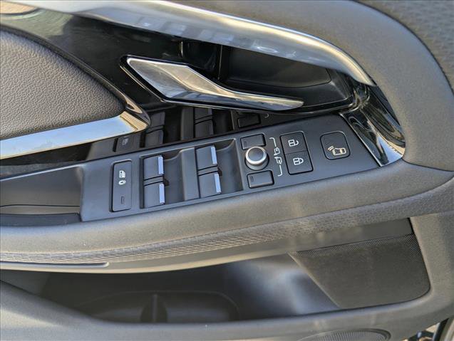 Used 2022 Land Rover Range Rover Evoque R-Dynamic S image 10