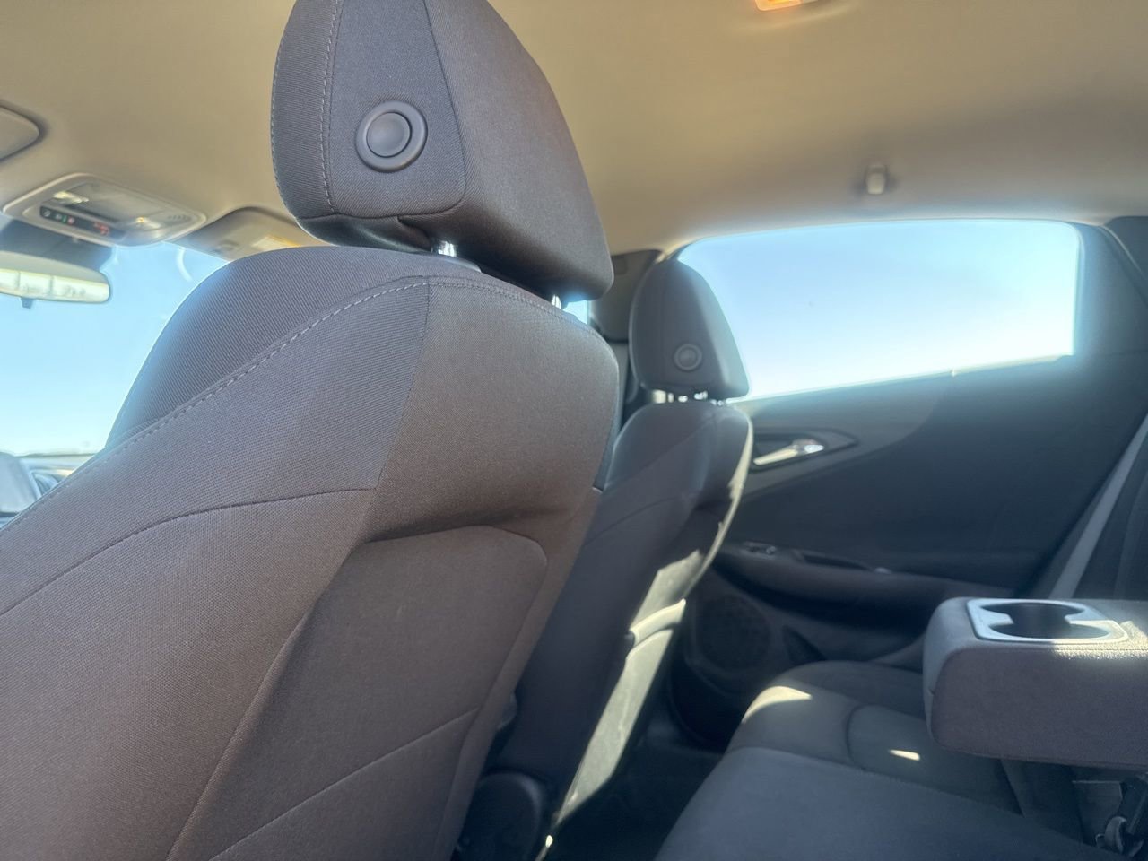 Used 2025 Chevrolet Malibu LT image 34