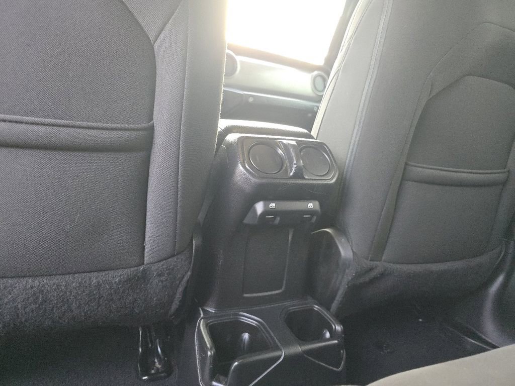 Used 2019 Jeep Wrangler Unlimited Sport S image 22