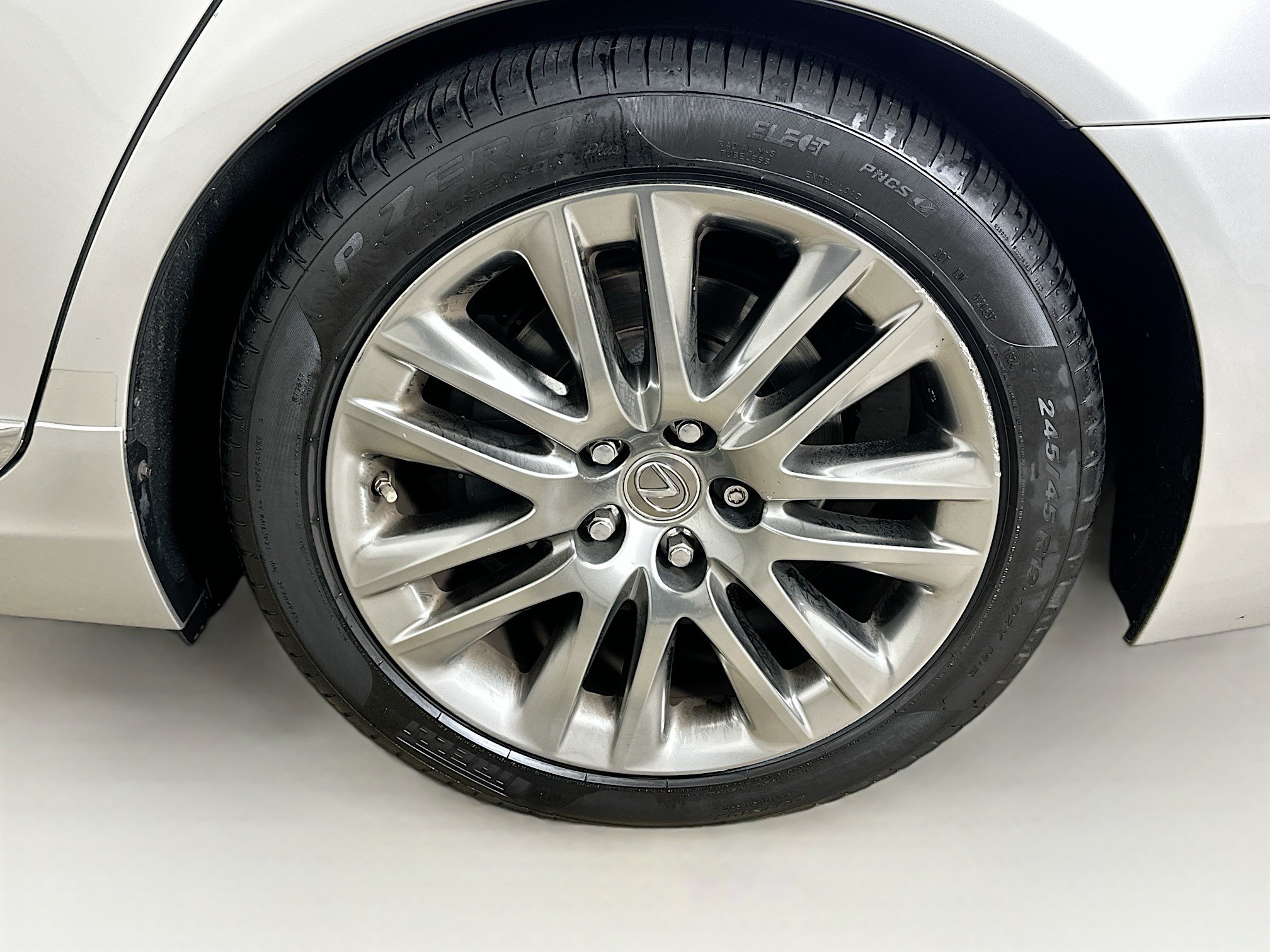 Used 2017 Lexus LS 460 w/ Comfort Package RWD image 11