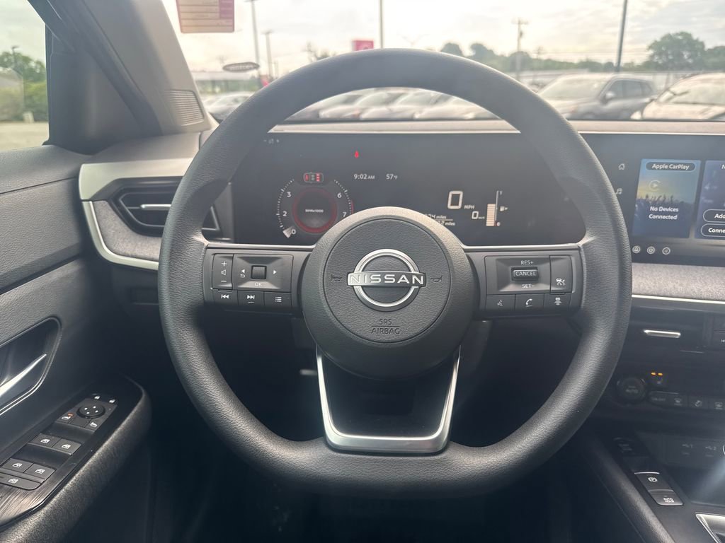 Used 2026 Nissan Kicks SV w/ SV Premium Package FWD image 23