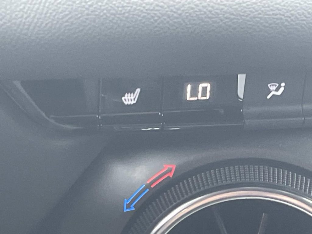 Used 2024 Chevrolet Blazer LT w/ Convenience Package image 23