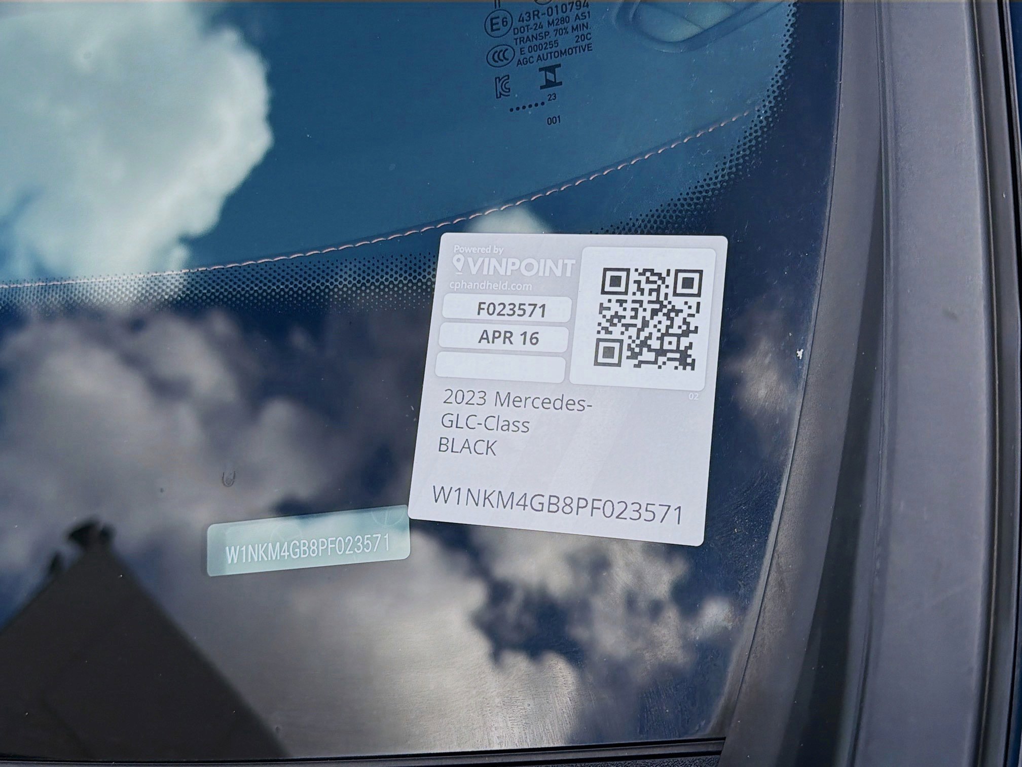 Used 2023 Mercedes-Benz GLC 300 w/ Exclusive Trim Package image 36