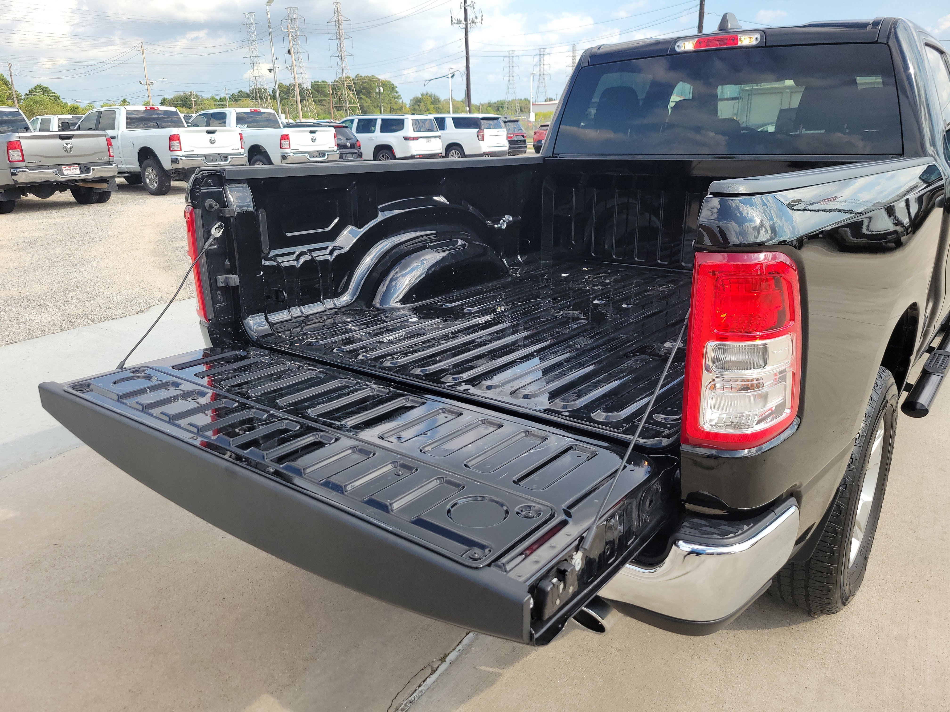 Used 2024 RAM 1500 Big Horn image 28