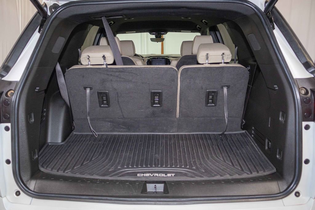 Used 2022 Chevrolet Traverse Premier image 17
