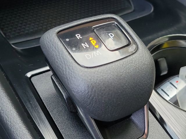 Used 2022 Nissan Rogue SV image 16